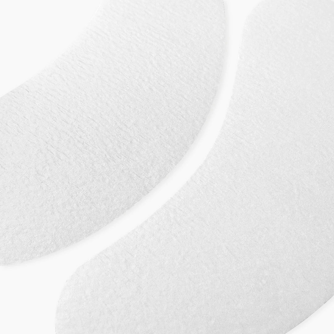 Close-up of non-woven bio gel eye pads