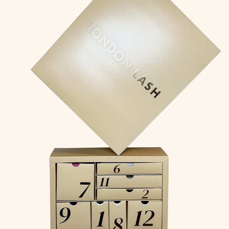 Eyelash extensions Xmas calendar