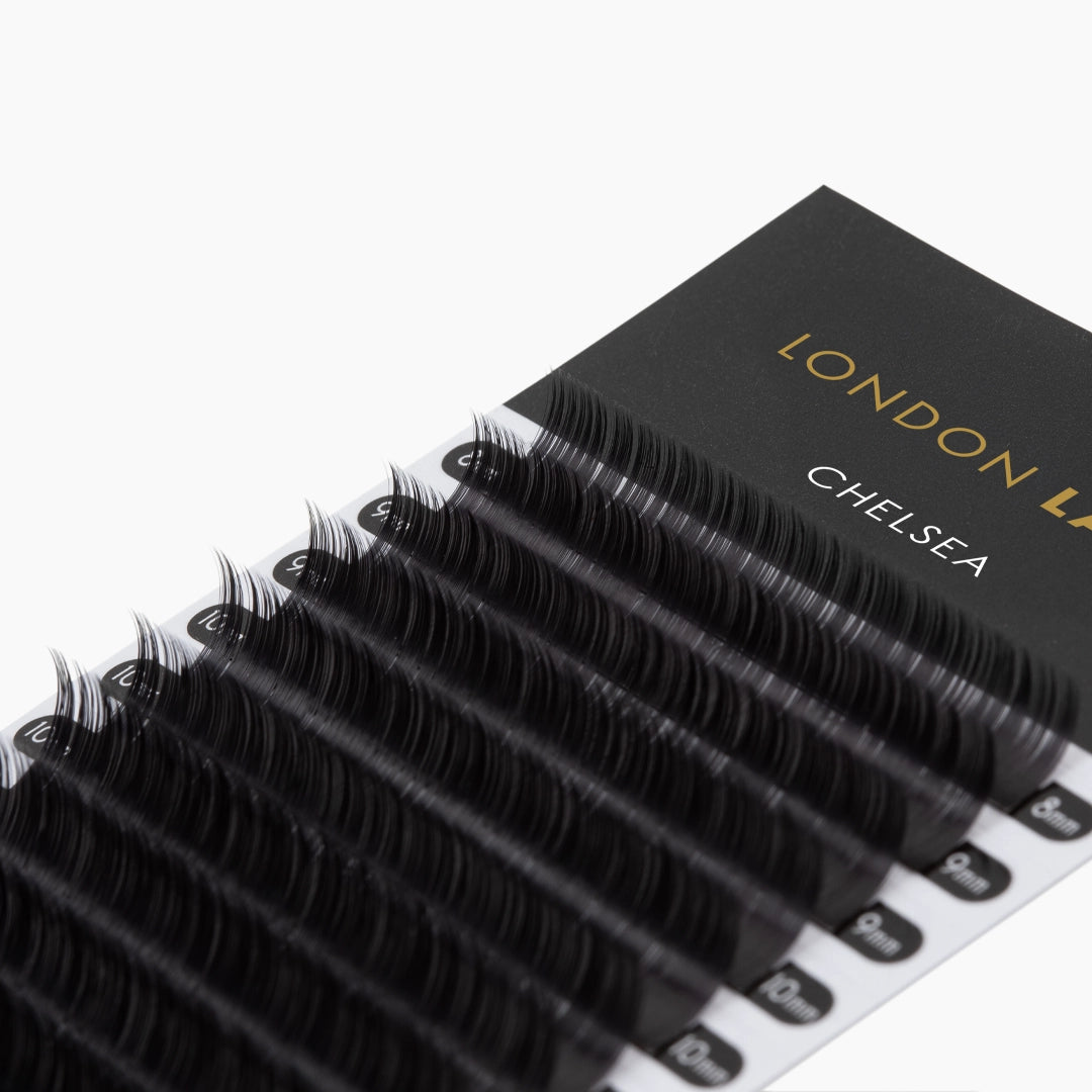 Chelsea Lashes - volume lash extensions, volume lashes, the best volume lashes, the best russian lashes, eyelash extensions, the best lash extensions, the best eyelash extensions, hybrid lashes, russian lashes,  eyelash extensions, classic lashes