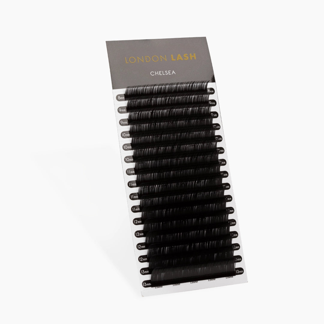 London Lash Chelsea 0.05 strip of lashes on a white background
