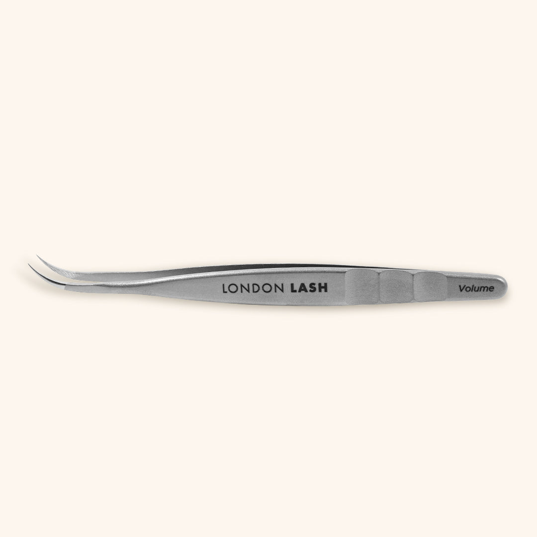 Staleks x London Lash Mega volume lash tweezers for volume lash extensions