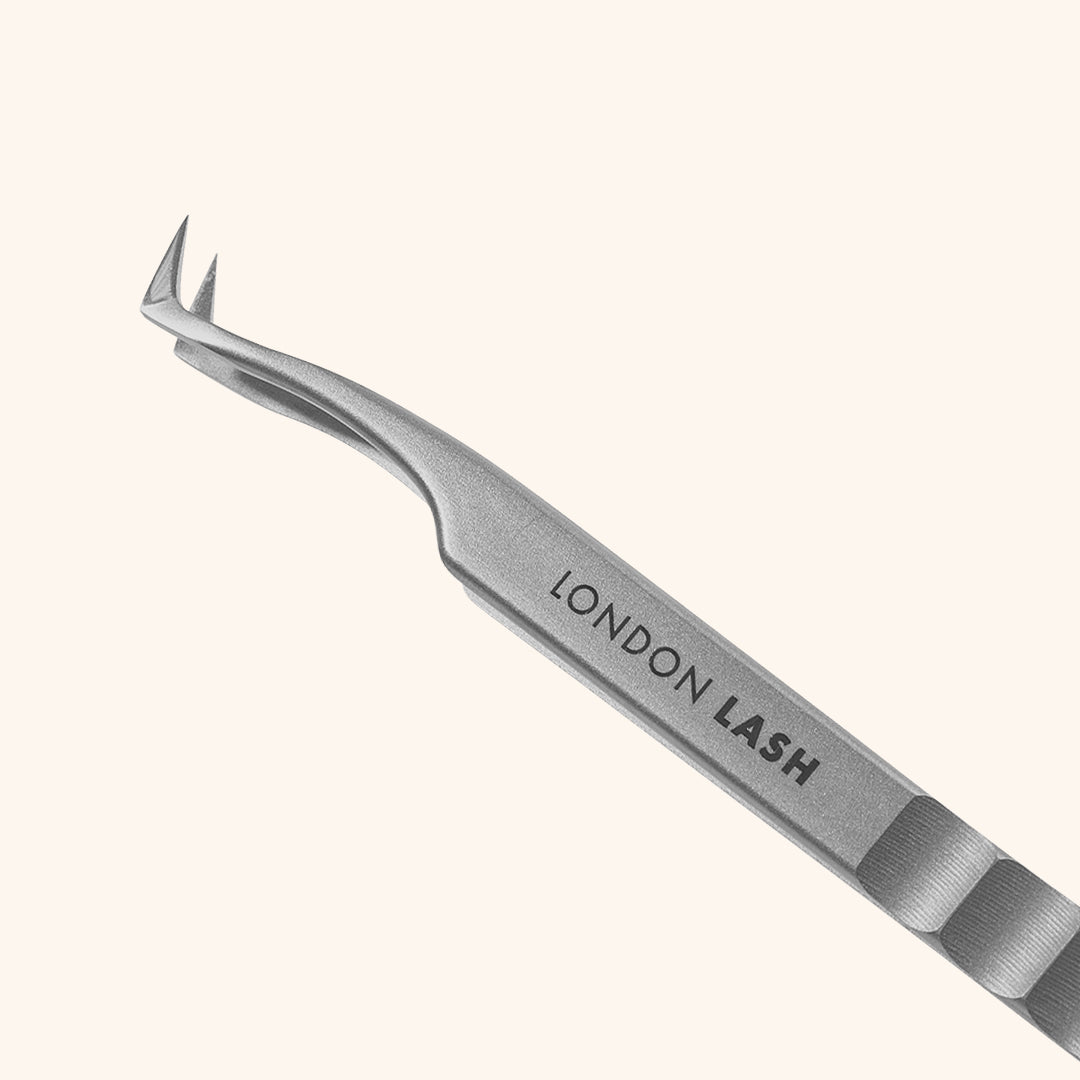 Wide Boot Tip Eyelash Tweezers for superior grip and control in lash application