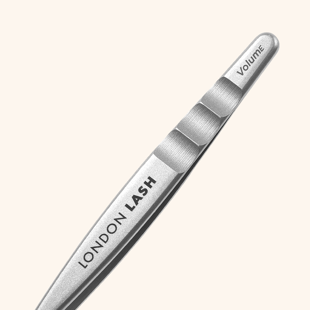 Staleks x London Lash Mega volume lash tweezers for volume lash extensions