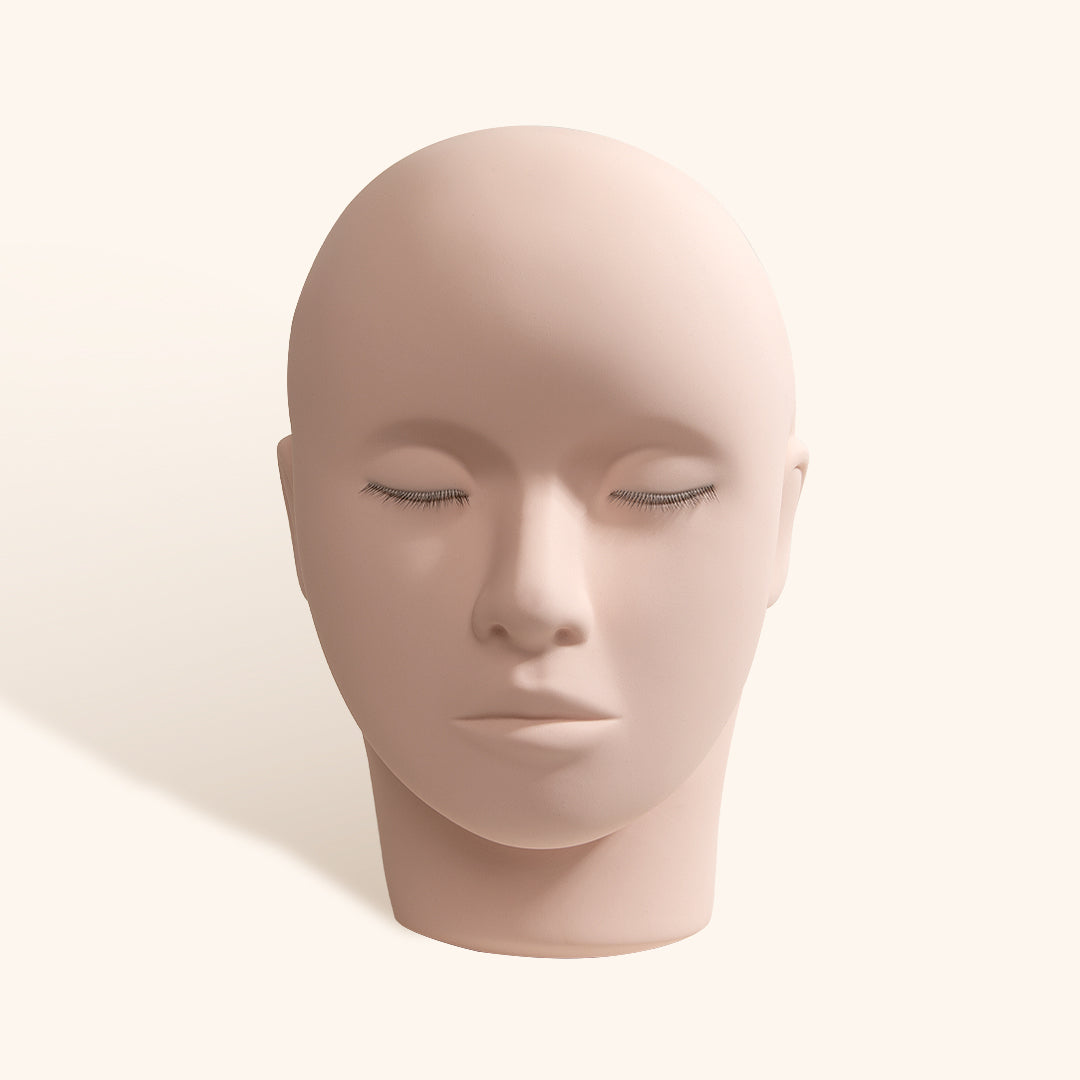 Mannequin head for lash extensions training 