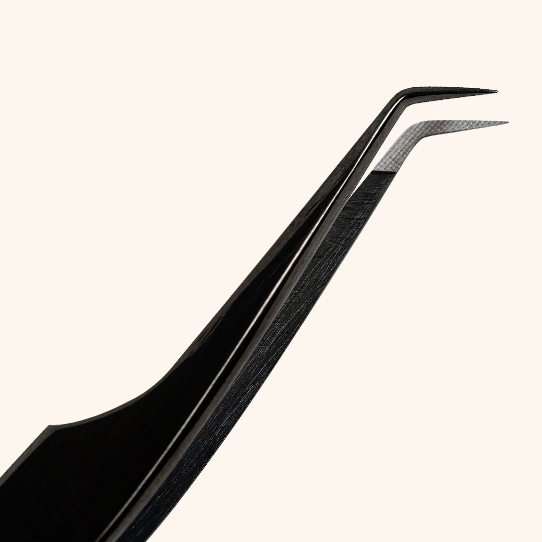 Long Slim Fiber Tip Tweezers designed for advanced Mega Volume techniques