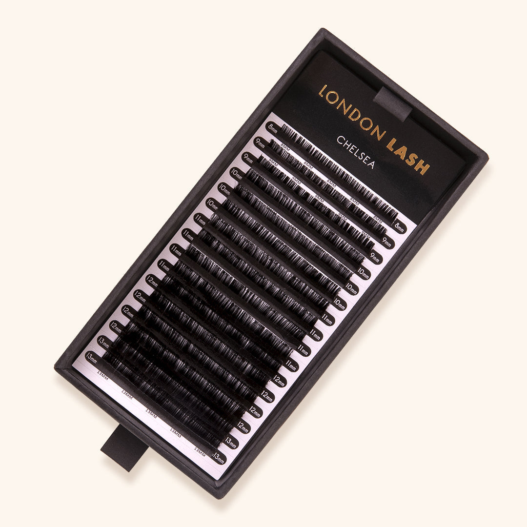 Box of Mega Volume Chelsea Lashes 0.04, London Lash AU